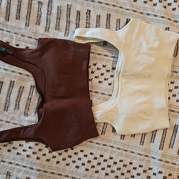 Fashionnova 2pc Sports Bra - Picture 2 of 6